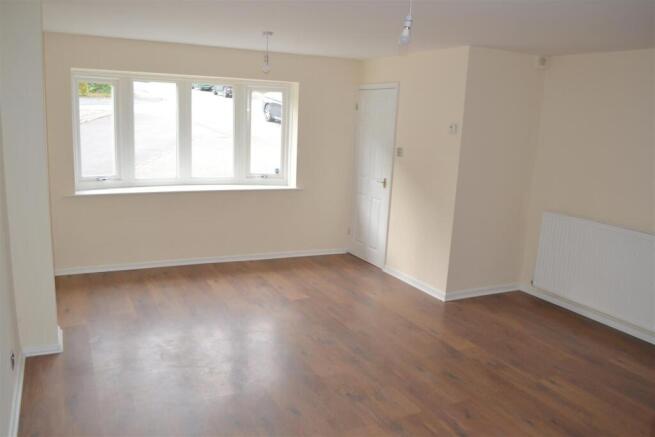 lounge2.JPG