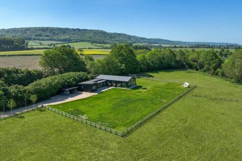 Chinnor Road, Bledlow, Princes Risborough, HP27