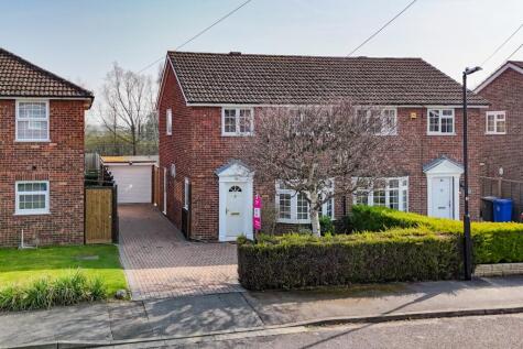 Barn Drive, Maidenhead, Berkshire, SL6 3PR