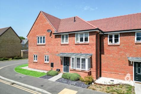 Equestrian Court, Arborfield Green, RG2