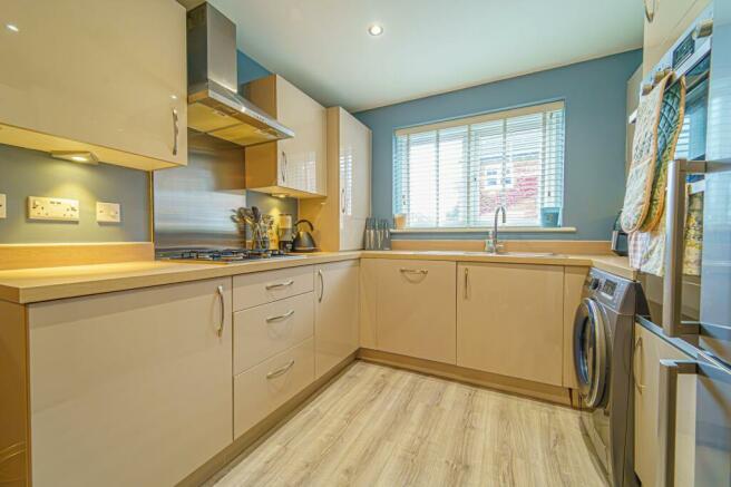 Kitchen dining room