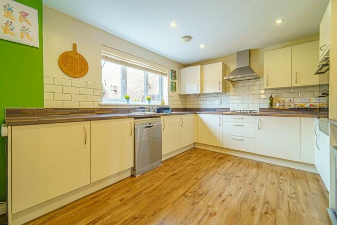 Kitchen dining room