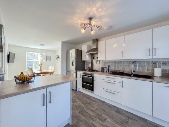 Kitchen/Dinning Room