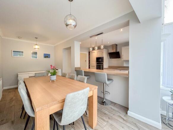 Kitchen/Dinning Room