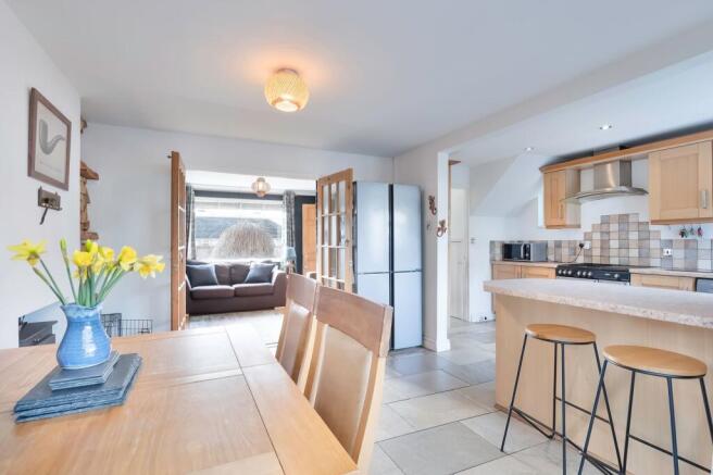 Kitchen/Dinning Room