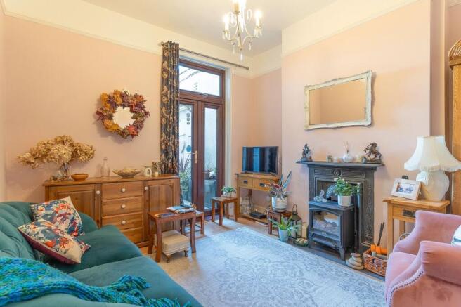 Sitting/Dining Room