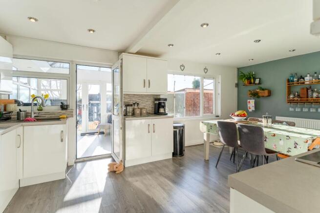 Kitchen / Diner