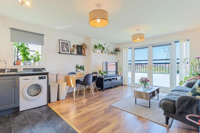 Kitchen / Living room