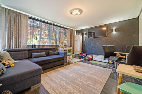 Viaduct Court, Lower Cwm, NP4