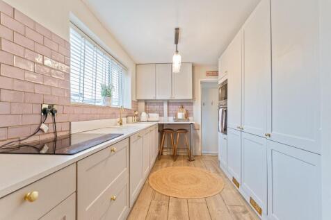 Mount Road, Trevethin, NP4