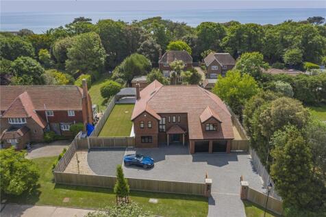 Kingsway, Aldwick, West Sussex, PO21