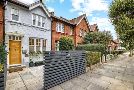 Kenwood Road, Highgate, London, N6