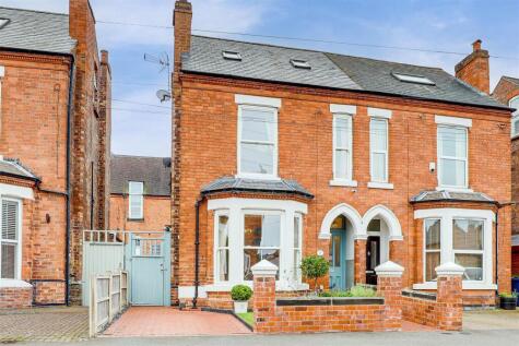 George Road, West Bridgford, Nottinghamshire, NG2 7QG