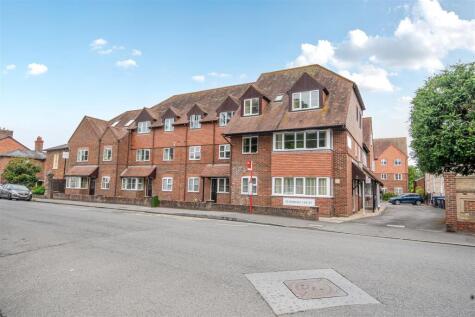 Pembroke Court, Wilton *Over 55s retirement property*