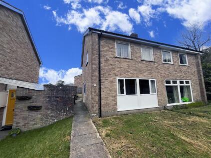 Castle Hill Close, Shaftesbury - No Onward Chain