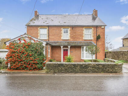Red House, High Street, Templecombe