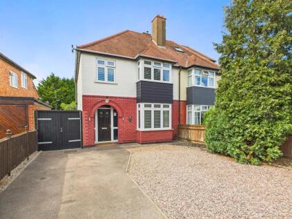 Cheltenham Road, Longlevens, Gloucester