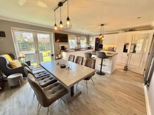 Kitchen Diner