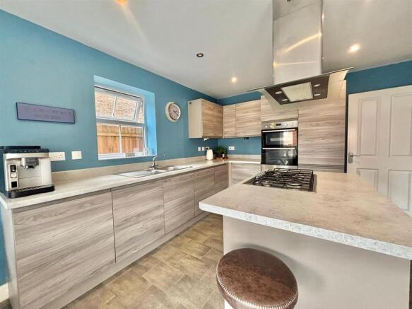Kitchen Diner