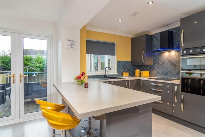 Dining kitchen
