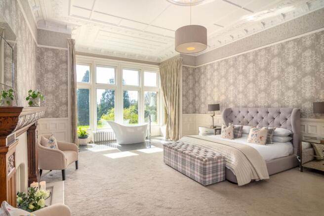 Principal bedroom
