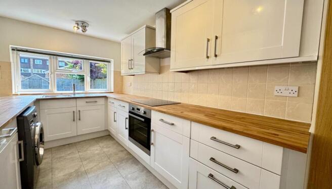 kitchen1.jpg