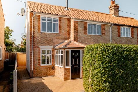 Kemps Lane, Beccles, Suffolk, NR34