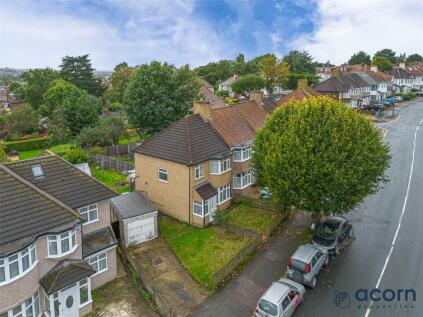 Wakemans Hill Avenue, London, NW9