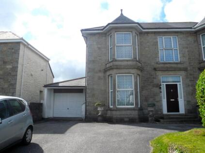 Dolcoath Road, Camborne, TR14
