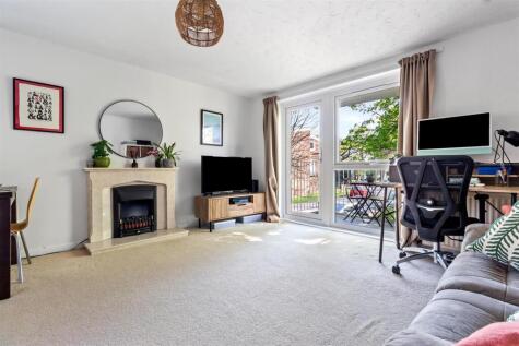 Dorchester Gardens, Worthing