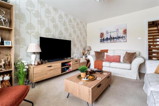 5 Hillview rose-004.jpg