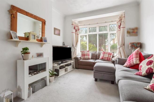 Bulkington Avenue, 90-003.jpg