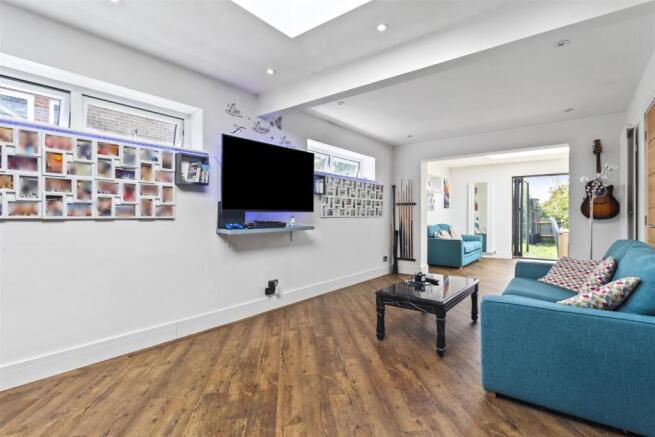 Ashcombe Lodge-005.JPG