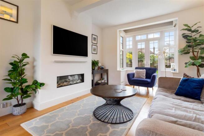 11 Pevensey Road-006.jpg