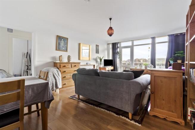 Bramber Court, 9-004.JPG