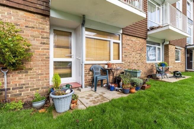 19 Dorchester Gardens-014.JPG