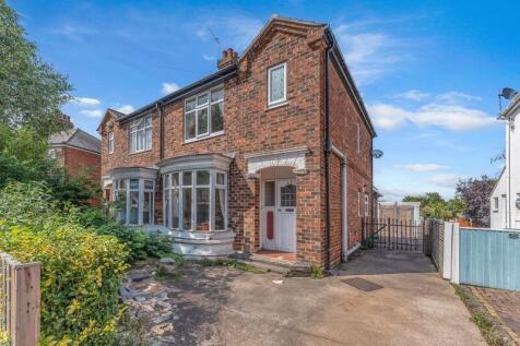 Gloucester Avenue, Grimsby