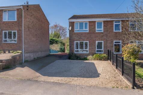 Crooked End Place, Ruardean