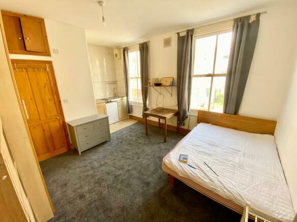 Lovely Studio Flat To Let Next To Arsenal Stadium