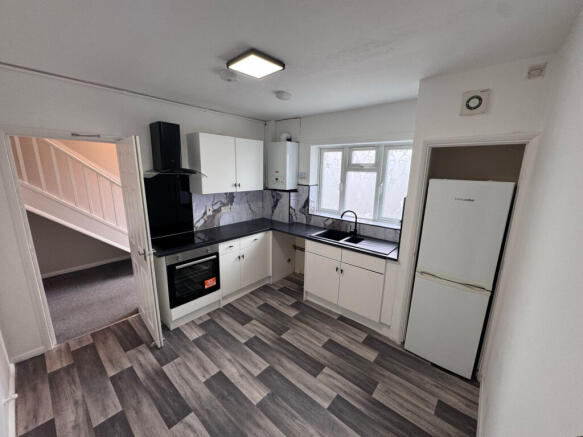 Spacious & Well-Located 3-Bedroom Maisonette ¿