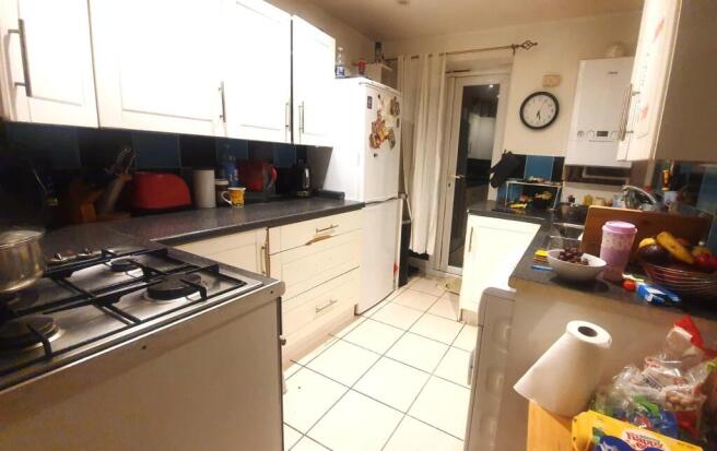 Photo 3