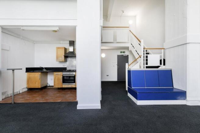 222 Kingsland Road 7.jpg