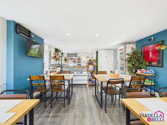 Prime Commercial Opportunity ¿ Fully Equipped Café