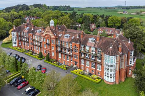 Kingswood Park, Kingswood, Frodsham