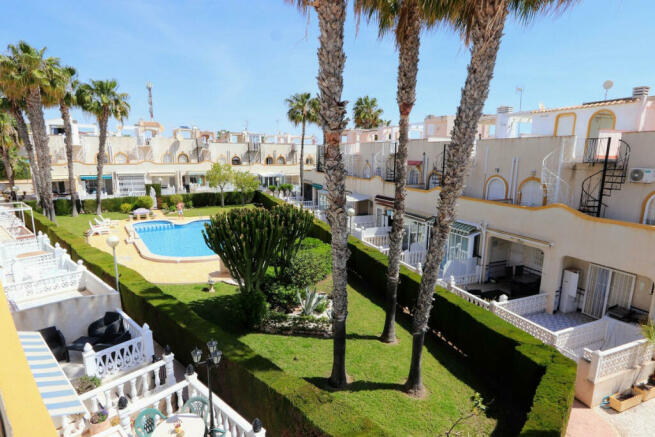 2 Bedroom Town House For Sale In Valencia, Alicante, La Florida, Spain