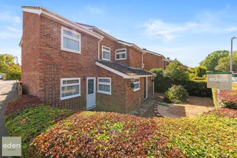 Swallow Road, Larkfield, ME20