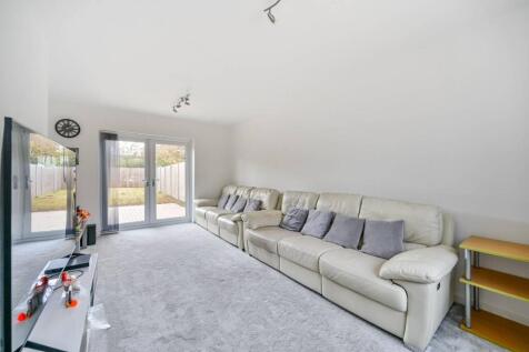 Keel Drive, Berkshire, Slough, SL1