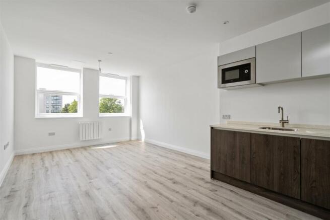 Warwick House - 22-1_lo.jpg