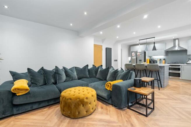 46 Hay Lane, Monkspath, B90 4TA DMS3007_LO_5.jpg
