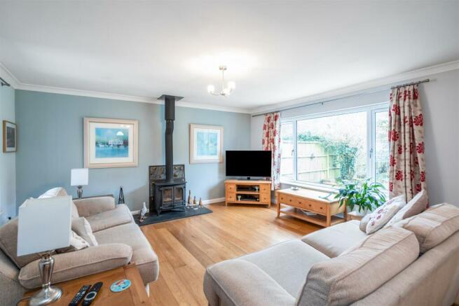 153 Station Lane-2_lo.jpg